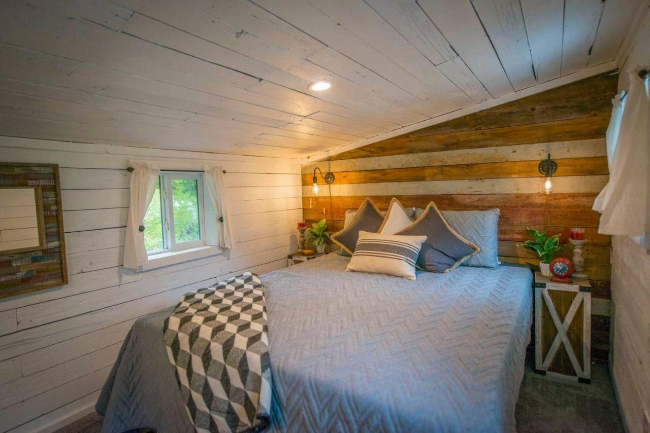Cozy Cabin Little Red Hen 12 Min To Magnolia Waco Exterior foto